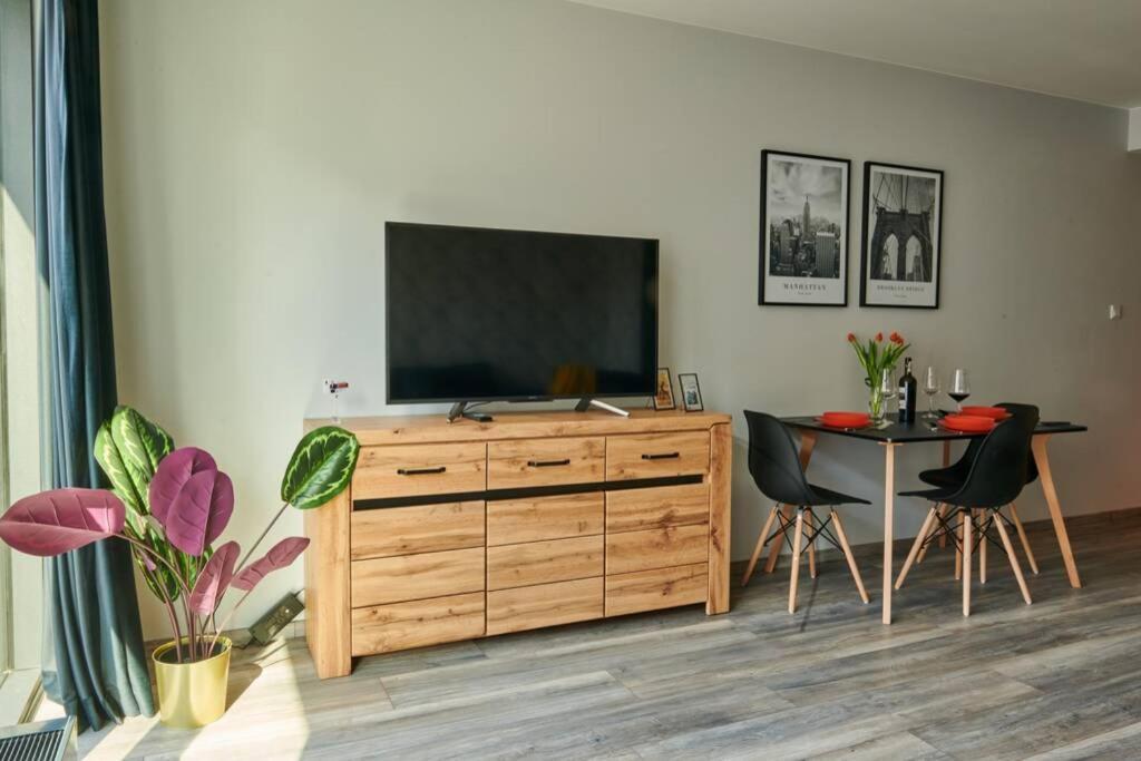 Easy Rent Apartments - Crystal Lublin Exterior foto